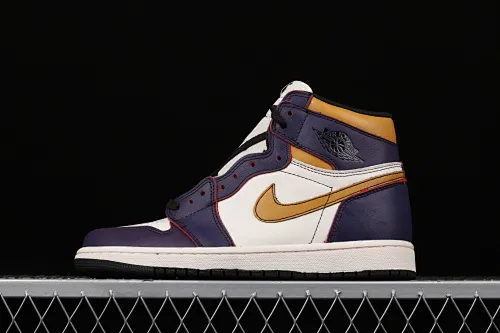 All categories Air Jordan Jordan series basketball shoes Air Jordan 1 High Air Jordan 1 Retro High OG x Nike SB AJ1 cooperation model white purple gold CD6578-507